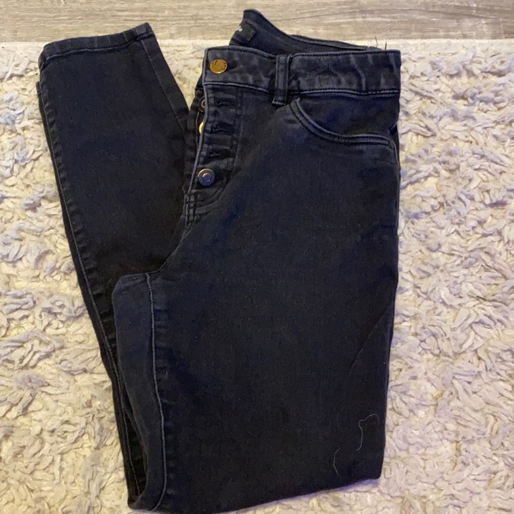 Black jeans five buttons